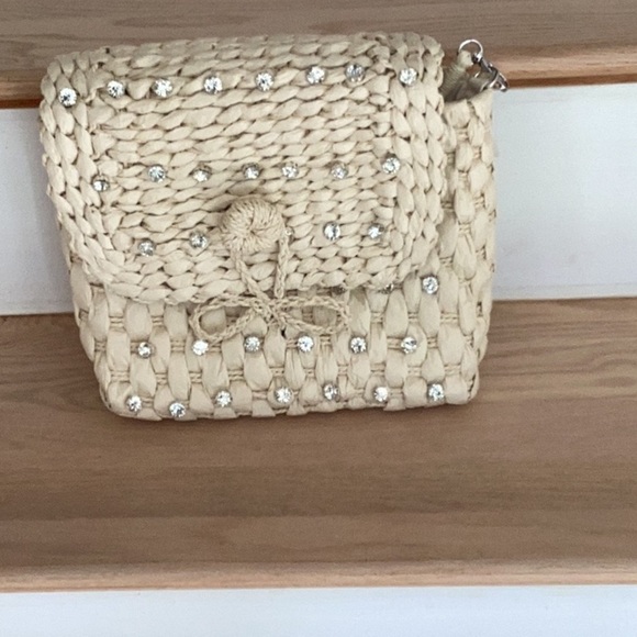 NWT/ ANTHROPOLOGIE Embellished Straw Crossbody Bag/ BRAND NEW - Picture 4 of 8